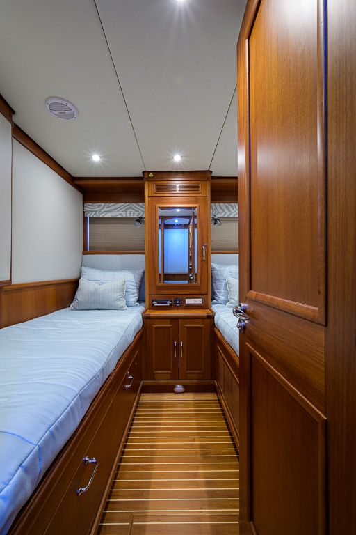 ©2020 c clark - Yachtpics