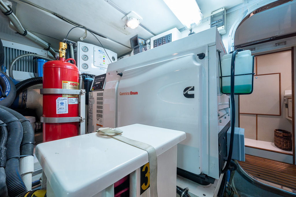 S ROBINSON-YACHTPICS 2021