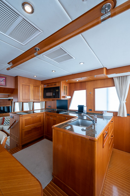 S ROBINSON-YACHTPICS 2021