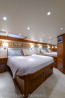 Conch Pearl-master_stateroom-1 / 2001 62 Offshore 