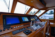 Conch Pearl-pilothouse-5 / 2001 62 Offshore 