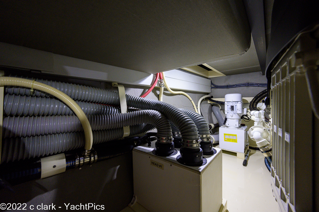 2019 65 Palm Beach Motor Yachts "Avalina"