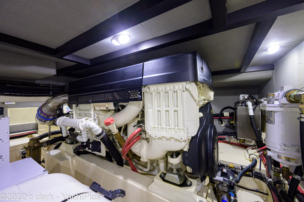 2019 65 Palm Beach Motor Yachts "Avalina"