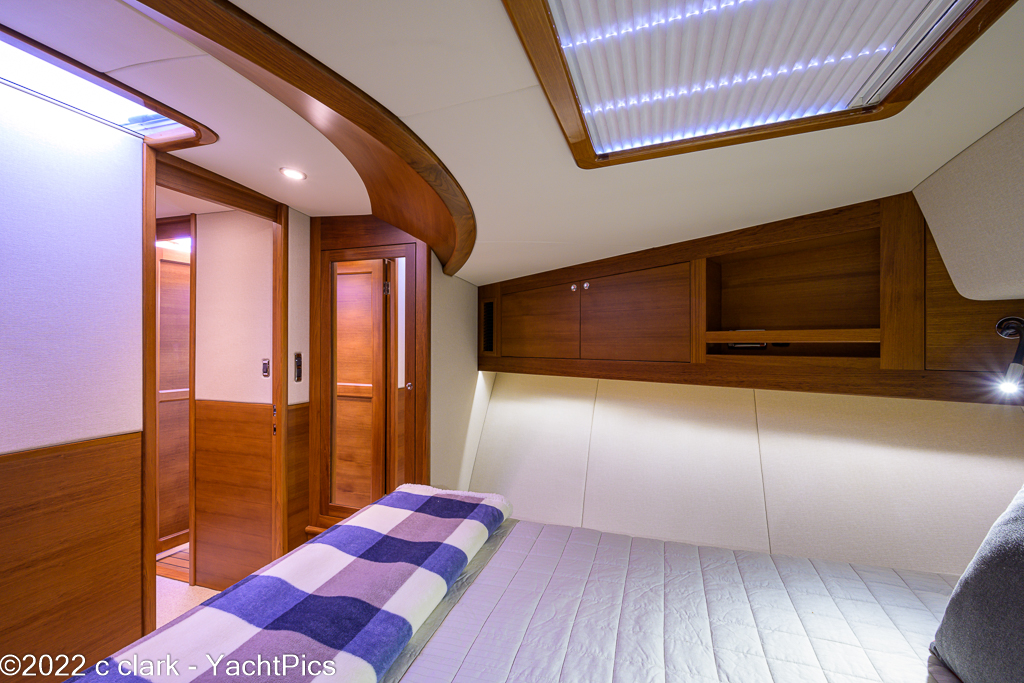 2019 65 Palm Beach Motor Yachts "Avalina"