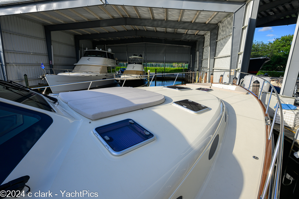 2022 70 Palm Beach Motor Yachts "Falcon"