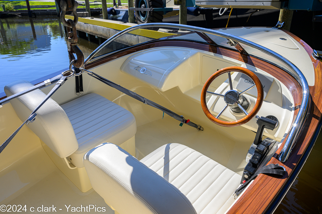 2022 70 Palm Beach Motor Yachts "Falcon"