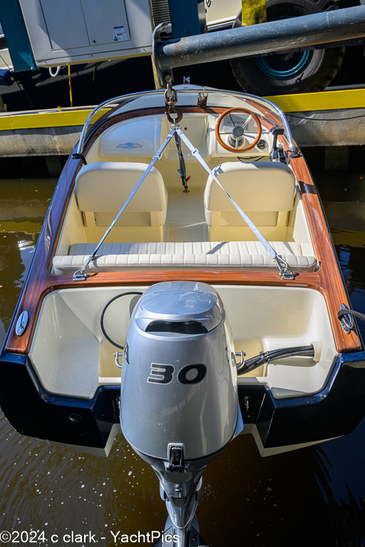 2022 70 Palm Beach Motor Yachts "Falcon"