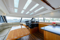 58 Riviera-salon-7 / 2012 58 Riviera Sport Yacht