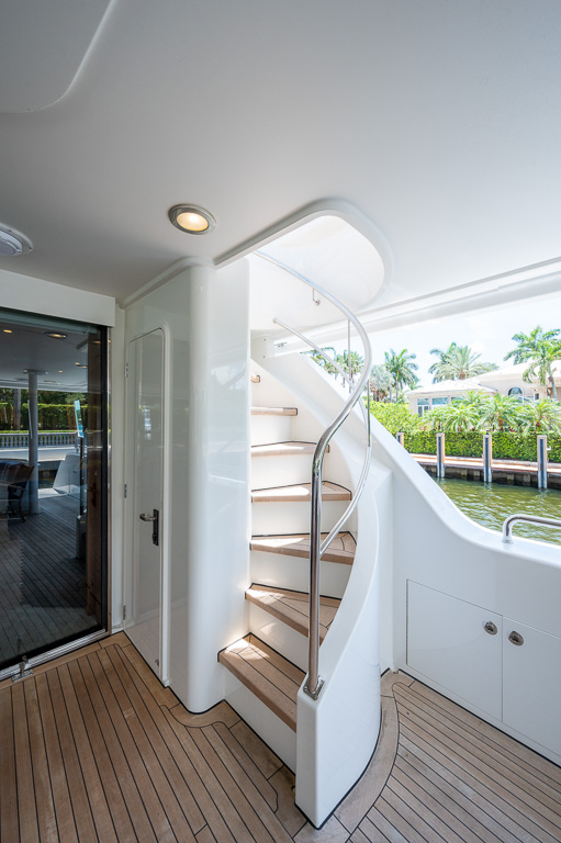 S ROBINSON-YACHTPICS 2021