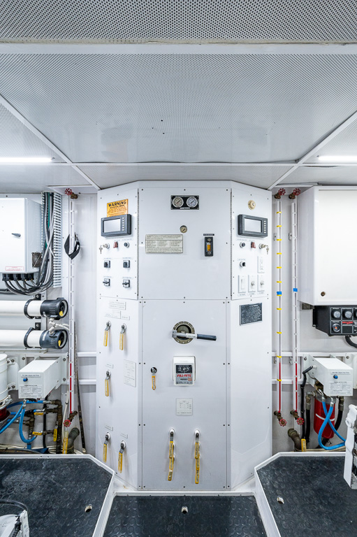 S ROBINSON-YACHTPICS 2021