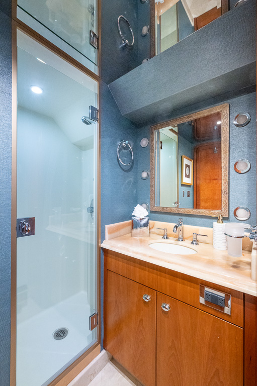 S ROBINSON-YACHTPICS 2021