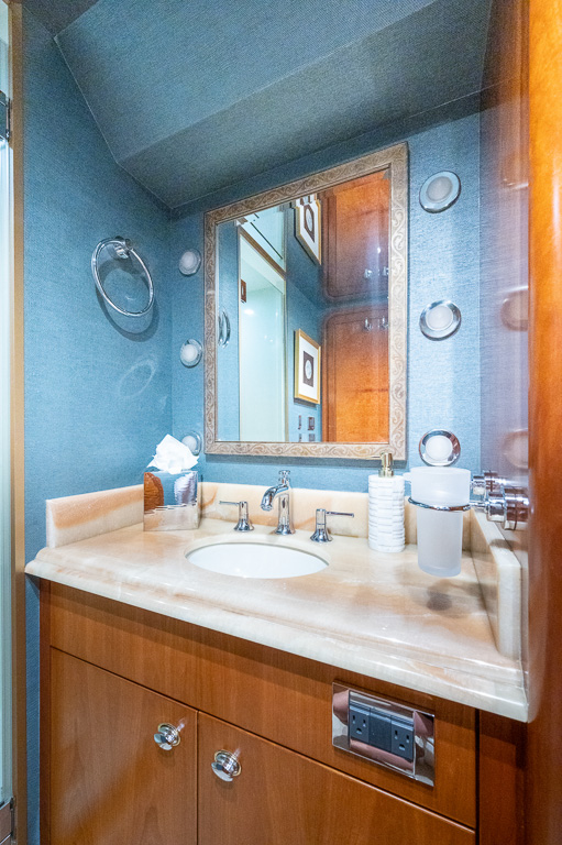 S ROBINSON-YACHTPICS 2021