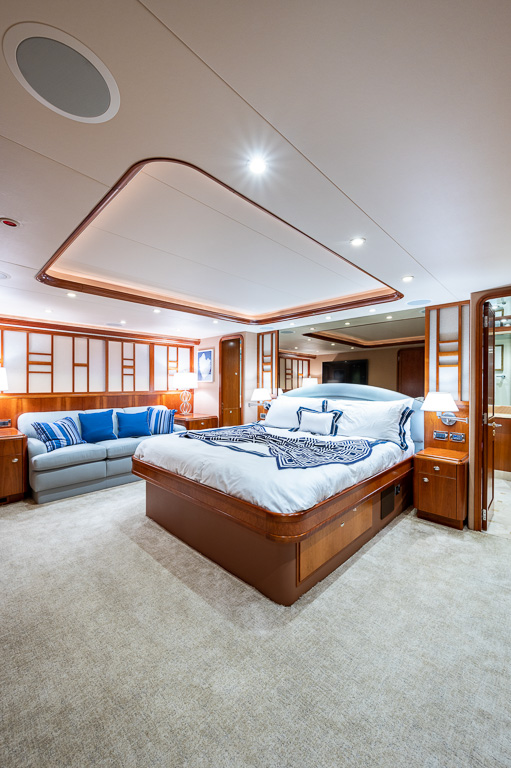 S ROBINSON-YACHTPICS 2021