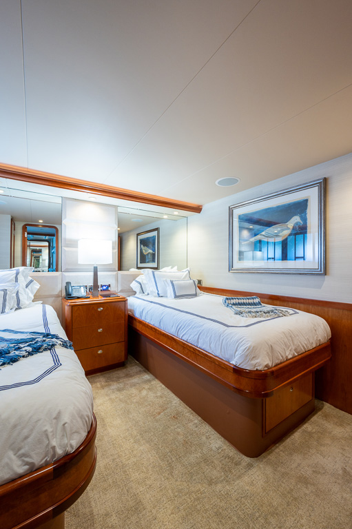 S ROBINSON-YACHTPICS 2021