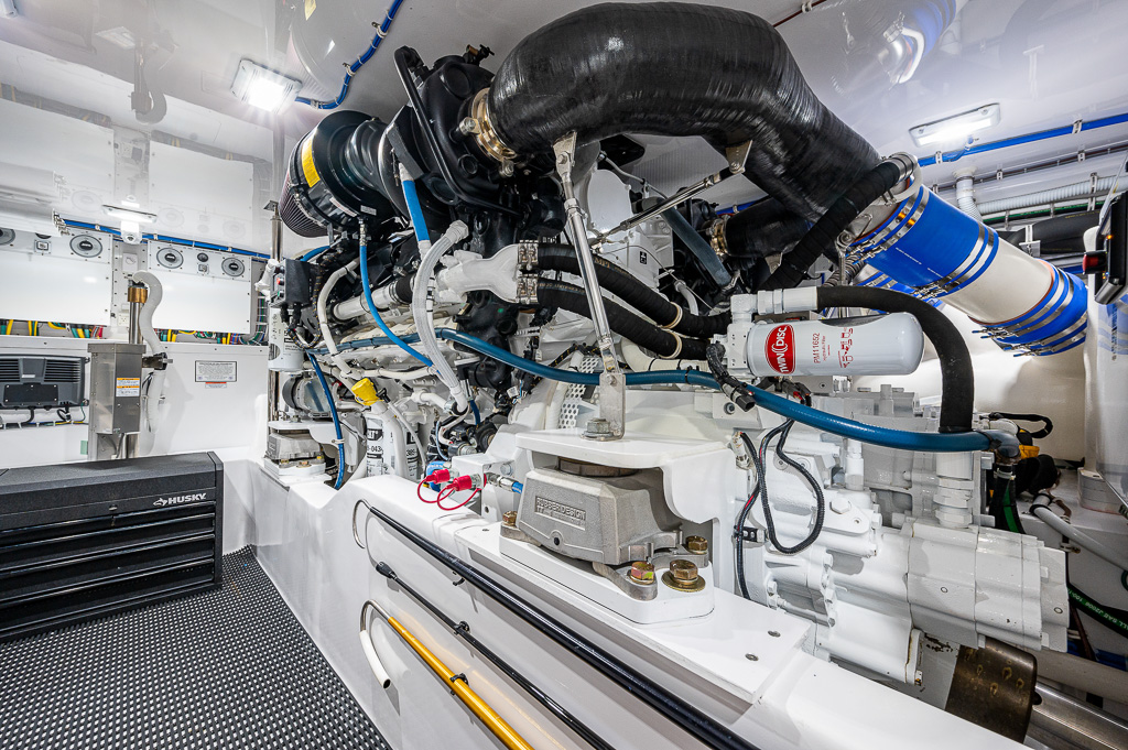 S ROBINSON-YACHTPICS 2021