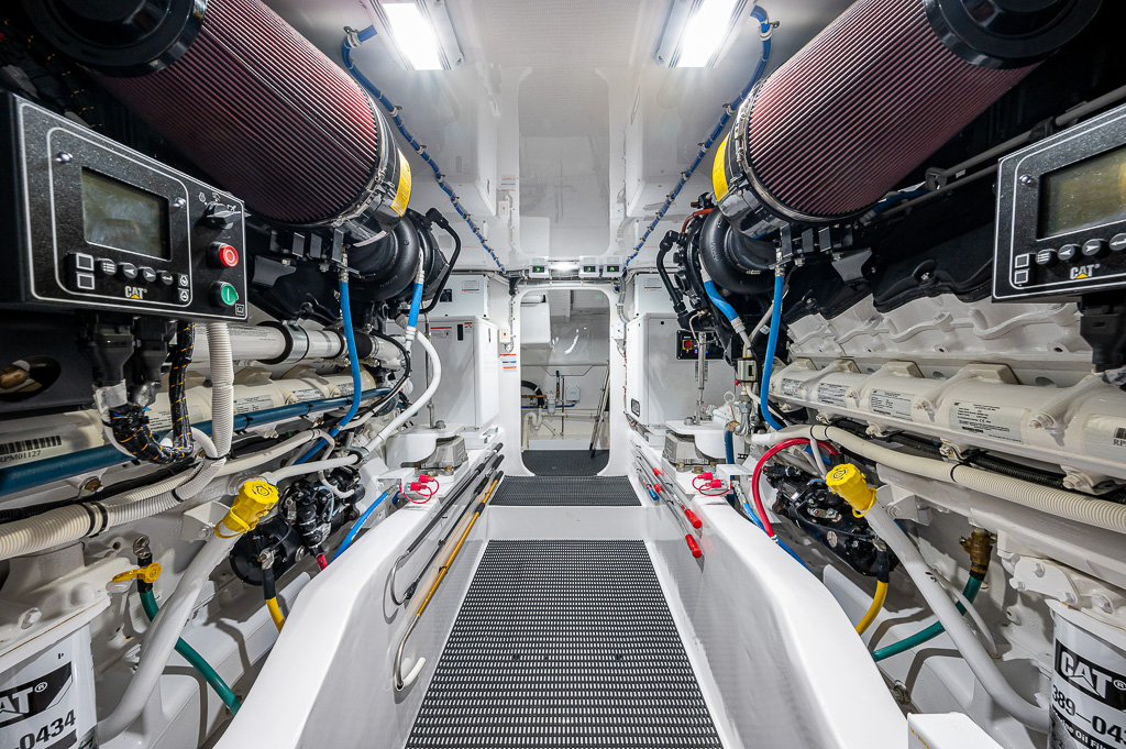 S ROBINSON-YACHTPICS 2021