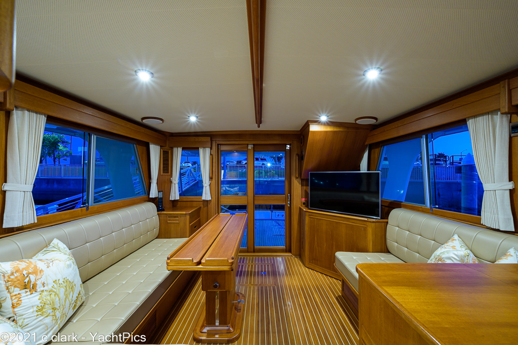 52 Grand Banks Heritage EU "Tintagel"