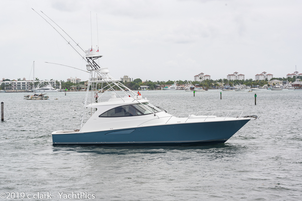 52 Viking "Five Cays"
