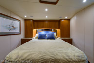 Chasin Tail-master_stateroom-6 / 2008 68 Bayliss 