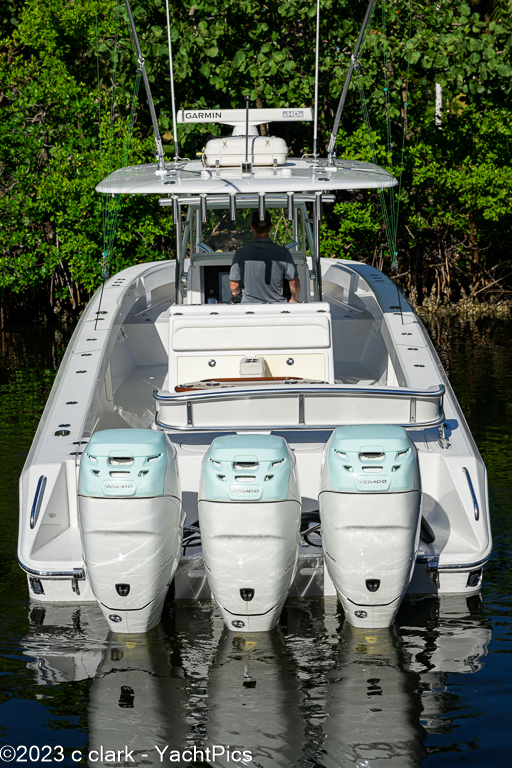 2018 41 Bahama Boatworks