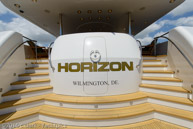 Horizon-swim_platform-3 / 2005 130 Westport 