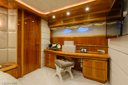 007-master_stateroom-5