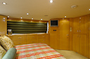 photos/Lickety-Split_II-master_stateroom-2.jpg