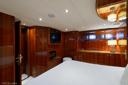 4mal-master_stateroom-2