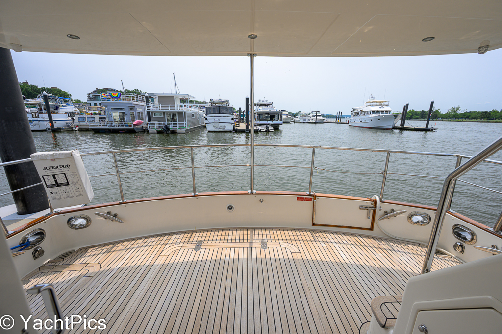 2011 41 Grand Banks Europa "Teal Aweigh"