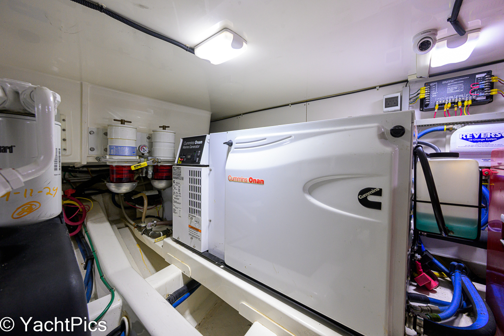 2011 41 Grand Banks Europa "Teal Aweigh"