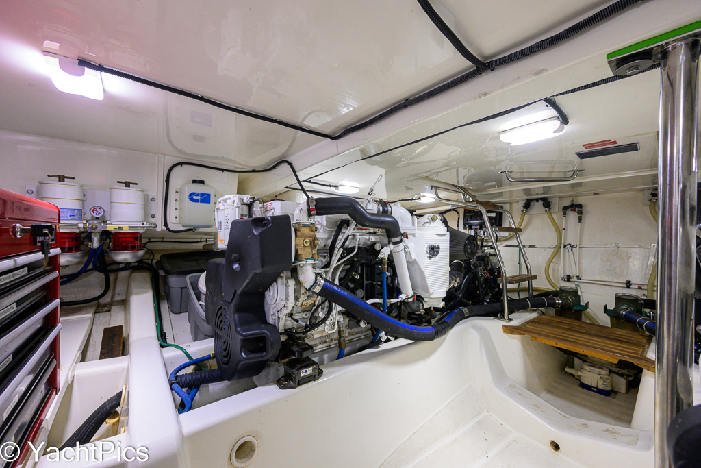 2011 41 Grand Banks Europa "Teal Aweigh"