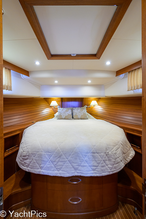 2011 41 Grand Banks Europa "Teal Aweigh"