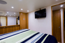 Nu Twist-master_stateroom-2